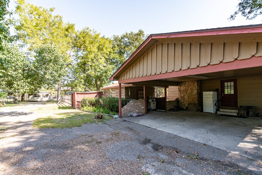 More Photos Of 22455 Ford Rd, Porter Office Residential For Sale