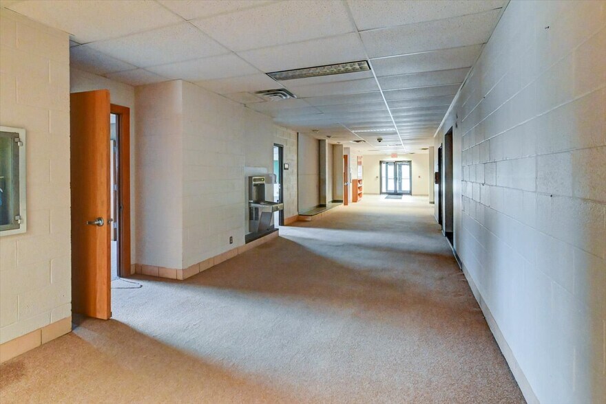 More Photos Of 520 E Holum St, Deforest Schools For Sale