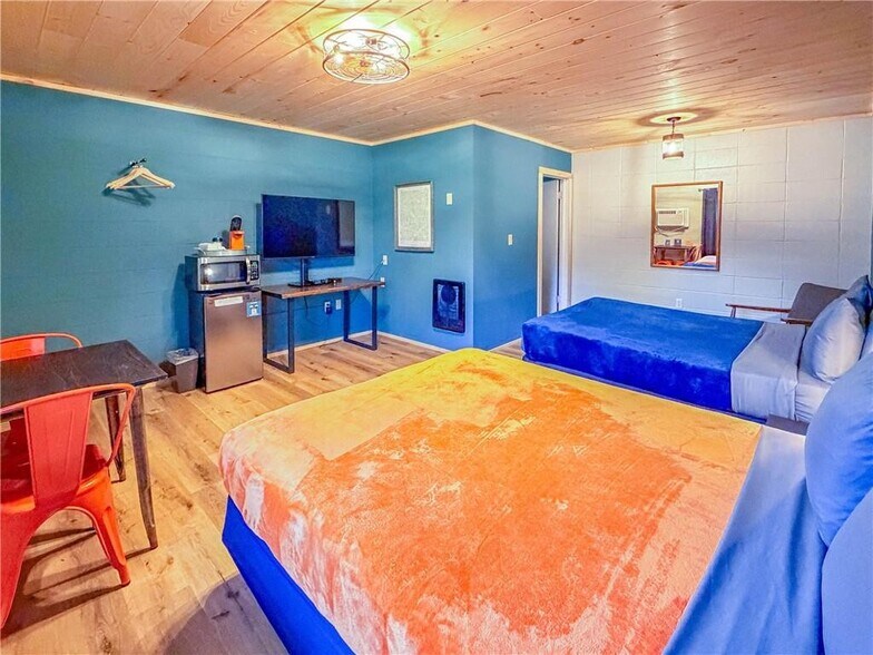 More Photos Of , Eureka Springs Unknown For Sale