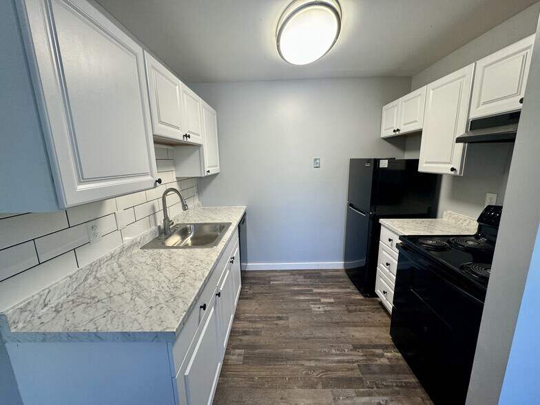 More Photos Of 3217 Wilmington Pike, Dayton Apartments For Sale