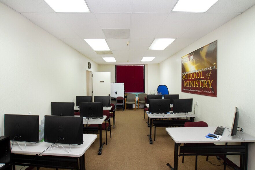 More Photos Of 1811 S 7th St, San Jose Warehouse For Sale