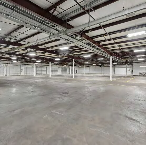 More Photos Of 4806 Commercial Park Dr, Austin Manufacturing For Lease