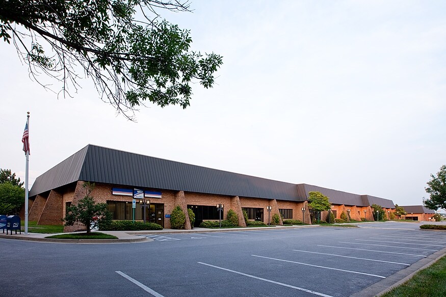 More Photos Of 10840 Guilford Rd, Annapolis Junction Flex For Lease