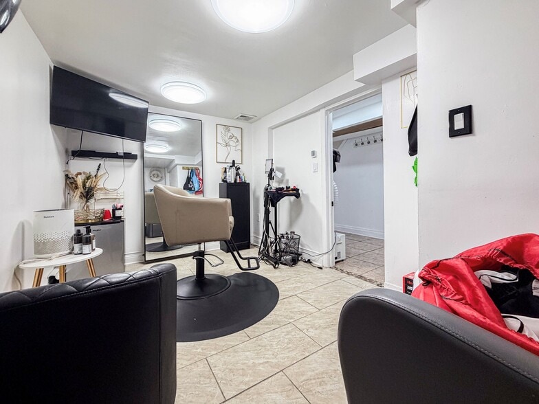 More Photos Of 887 Rutland Rd, Brooklyn General Retail For Lease
