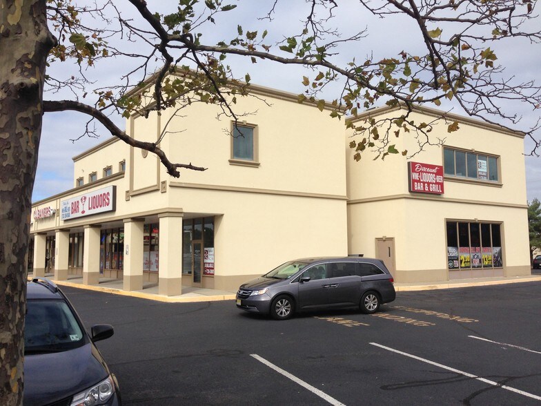 More Photos Of 745 Poole Ave, Hazlet Unknown For Lease