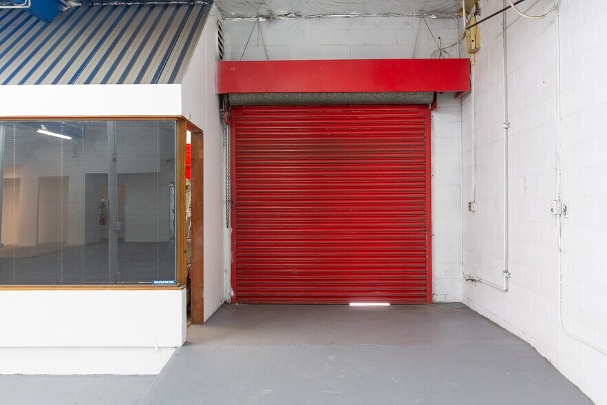 More Photos Of 1248 S Fairfax Ave, Los Angeles Light Manufacturing For Sale
