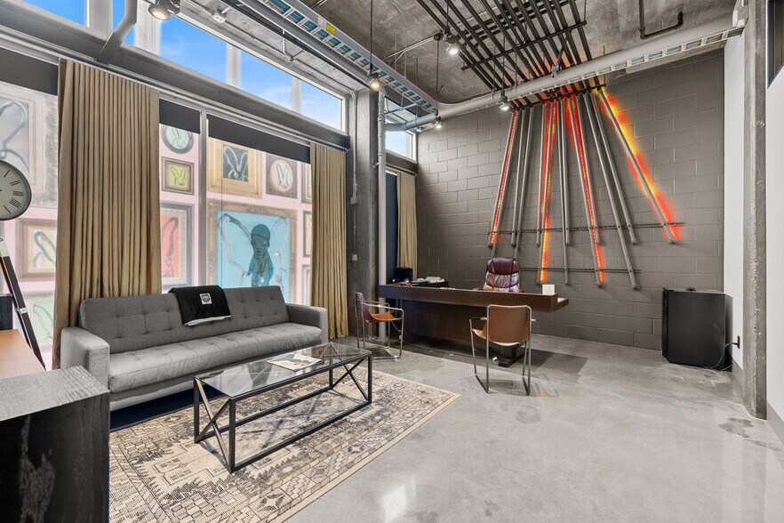 More Photos Of 751 N Fairfax Ave, West Hollywood Loft Creative Space For Sale