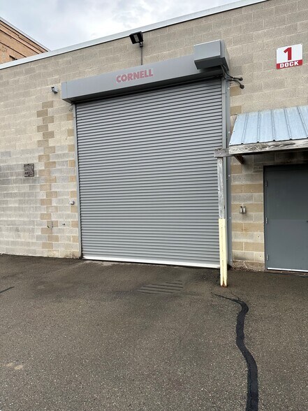 More Photos Of 1575 Lake St, Elmira Manufacturing For Lease