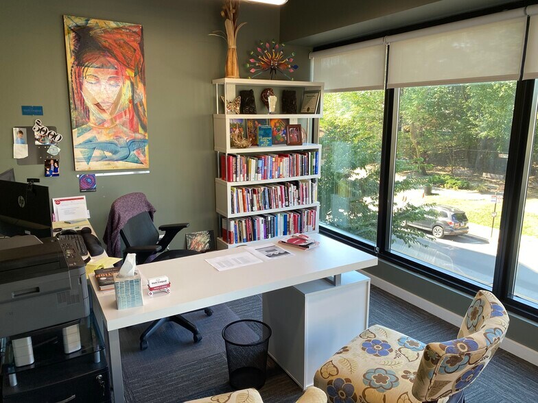 More Photos Of 847 Chicago Ave, Evanston Apartments For Lease