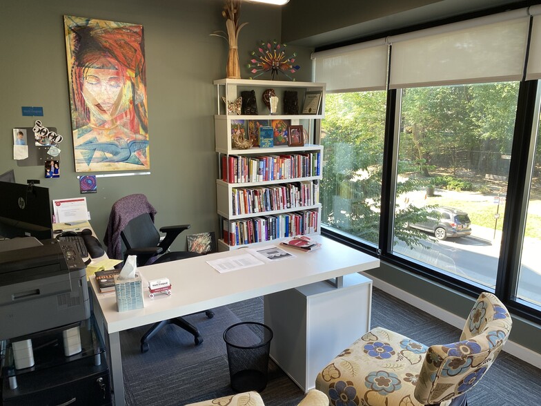 More Photos Of 847 Chicago Ave, Evanston Apartments For Lease