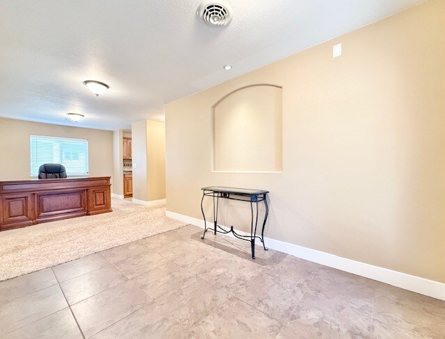 More Photos Of 201 10th St, Windsor Office For Sale