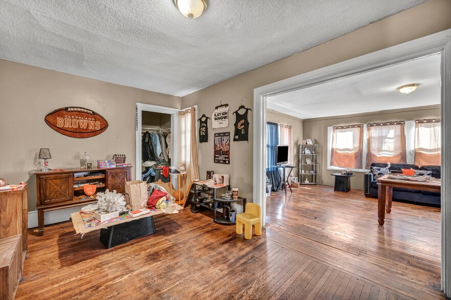 More Photos Of 2127 W 100th St, Cleveland Multifamily For Sale