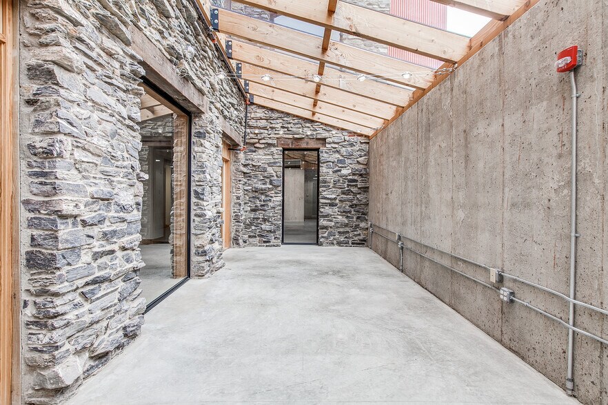 More Photos Of 47 E South St, Frederick Loft Creative Space For Lease