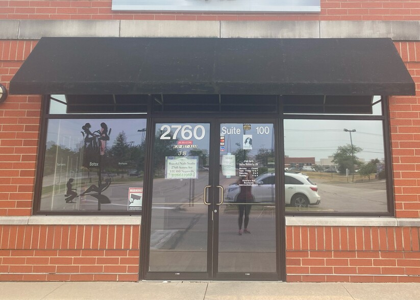 Primary Photo Of 2760 Aurora Ave, Naperville Storefront Retail Office For Lease