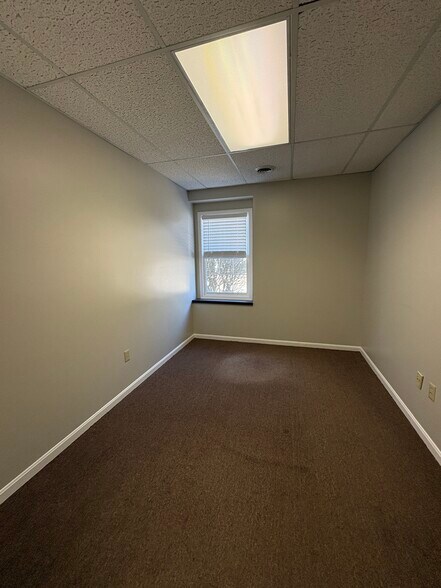 More Photos Of 4466 Darrow Rd, Stow Office For Sale