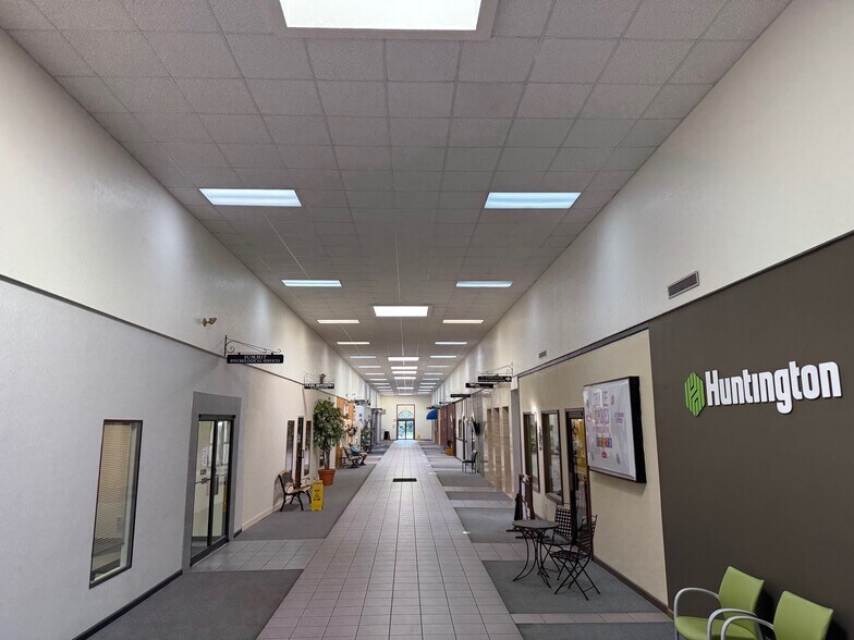 More Photos Of 2300 Freeport Rd, New Kensington Office Residential For Lease