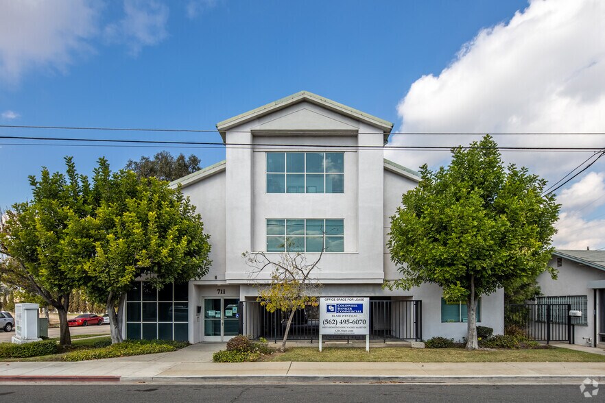 More Photos Of 711 E Wardlow Rd, Long Beach Office For Lease