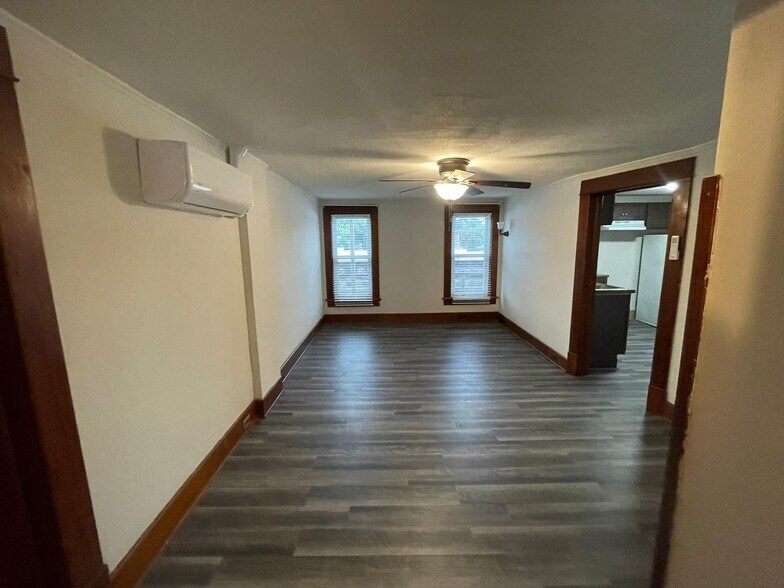 More Photos Of 426 Huron Ave, Sandusky Storefront Retail Residential For Sale