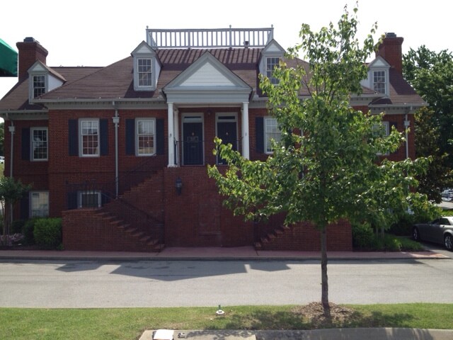 More Photos Of 5050 Thoroughbred Ln, Brentwood Office For Lease