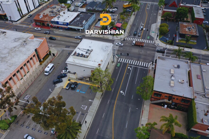 More Photos Of 700 N Main St, Santa Ana Storefront Retail Office For Lease