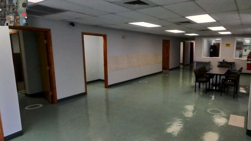 More Photos Of 3002 Jean Lafitte Pky, Chalmette Medical For Sale