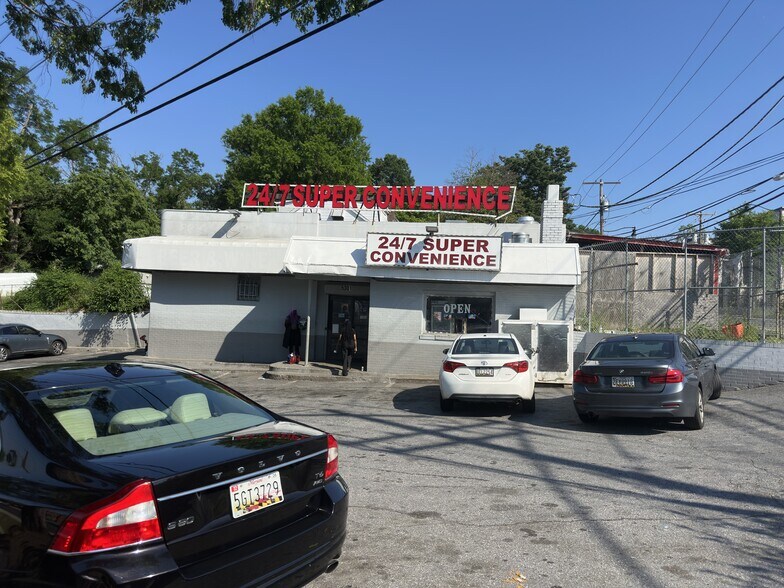 Primary Photo Of 5301 Sheriff Rd, Fairmount Heights Convenience Store For Sale