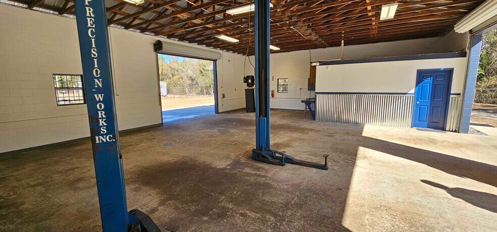 More Photos Of 764 Shadeville Rd, Crawfordville Freestanding For Sale