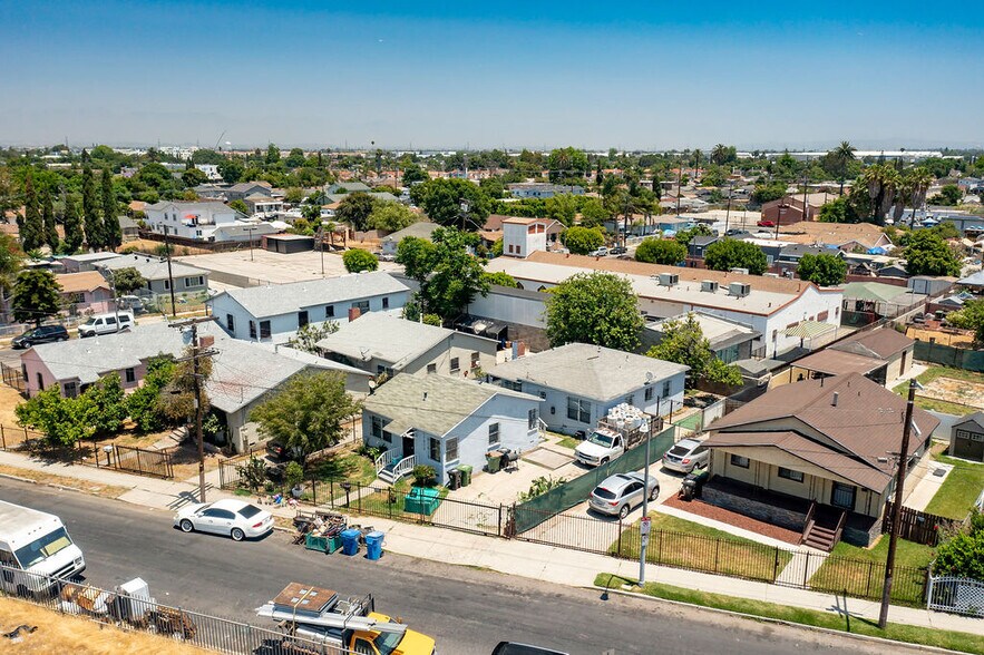 More Photos Of 11012 Willowbrook Ave, Los Angeles Apartments For Sale