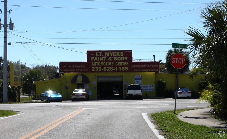 More Photos Of 2296 Hanson St, Fort Myers Auto Repair For Lease