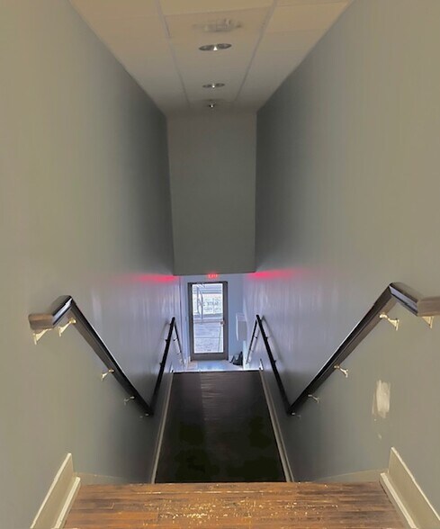 More Photos Of 1601 Elizabeth Ave, Charlotte Office For Sale