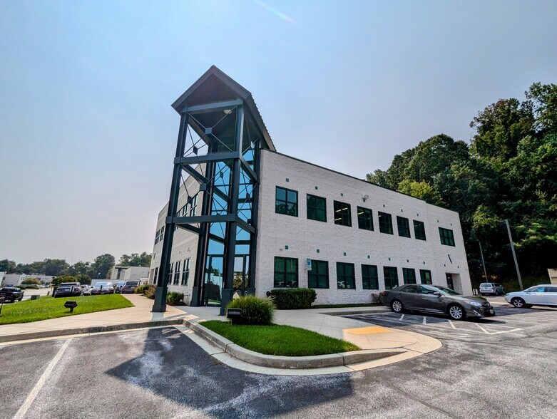 More Photos Of 20 New Plant Ct, Owings Mills Office For Lease