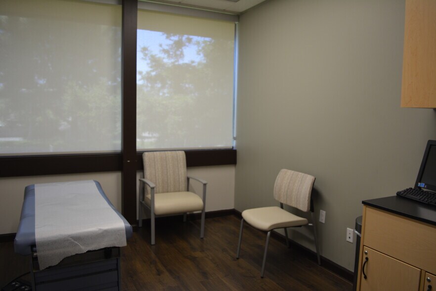 More Photos Of 100 N Wiget Ln, Walnut Creek Medical For Lease