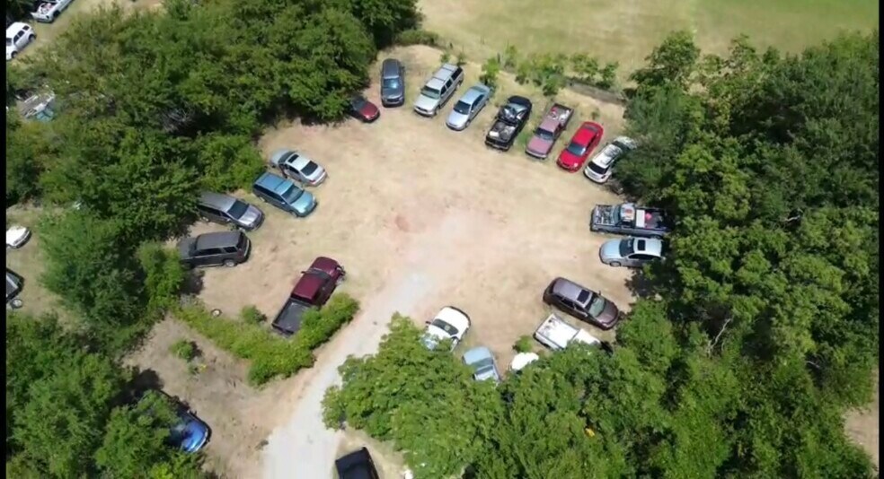 More Photos Of 725 County Street, Tuttle Auto Salvage Facility For Sale