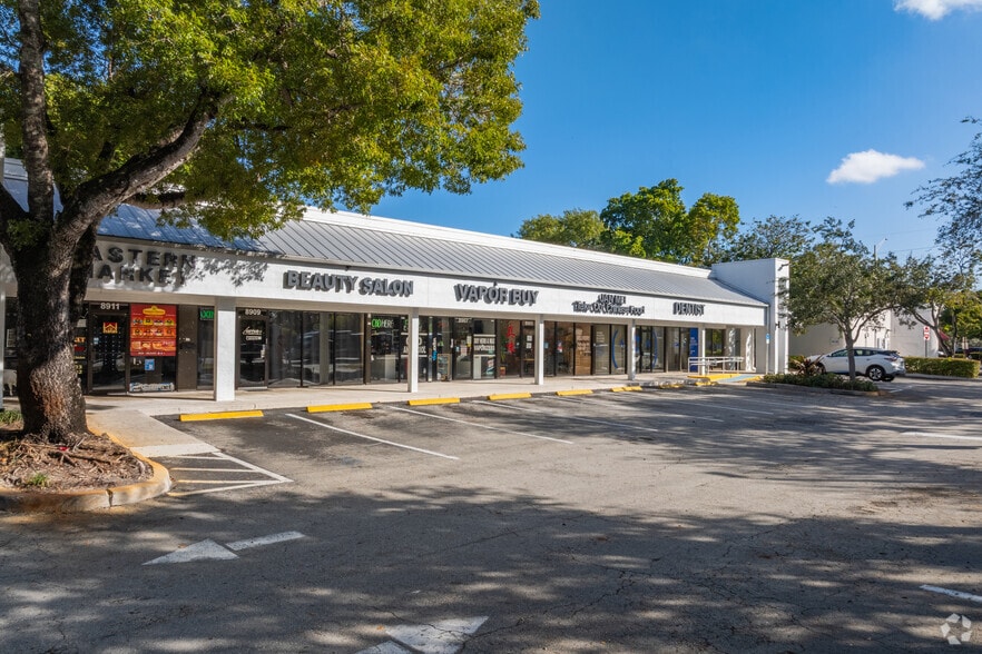 More Photos Of 8901-8933 W Oakland Park Blvd, Sunrise Unknown For Lease