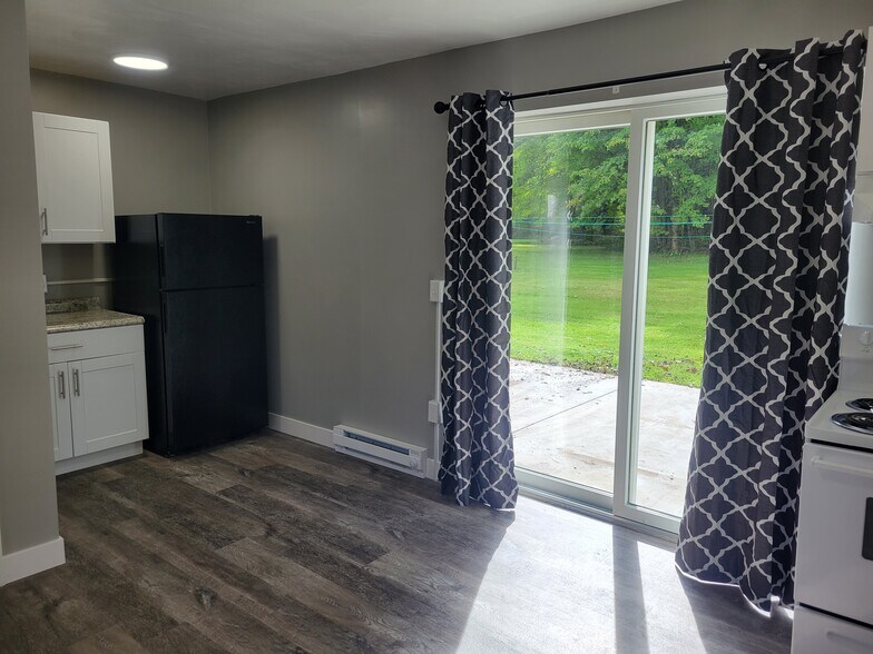 More Photos Of 6271 US Highway 322, Hartstown Apartments For Sale