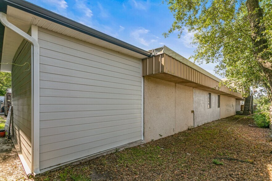 More Photos Of 6701 Beach Blvd, Jacksonville Freestanding For Lease