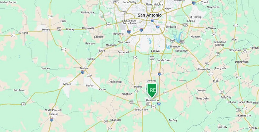 More Photos Of 703 W Oaklawn Rd, Pleasanton Freestanding For Lease