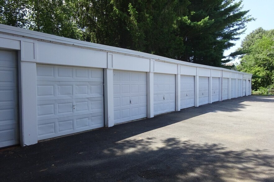More Photos Of 484 Burncoat St, Worcester Apartments For Sale