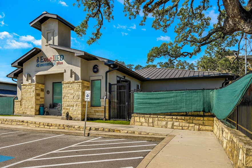 More Photos Of 27511 Interstate 10, Boerne Office For Sale