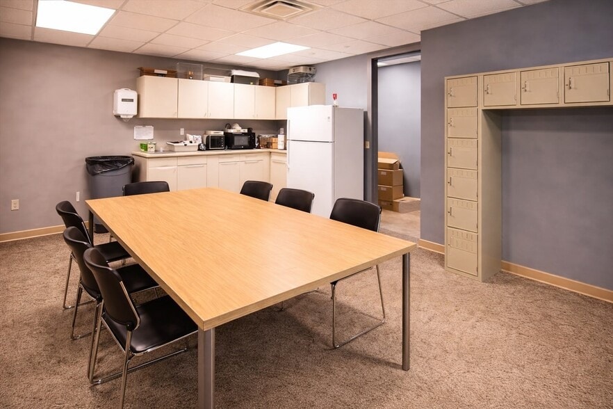 More Photos Of 1151 Robeson St, Fall River Medical For Sale