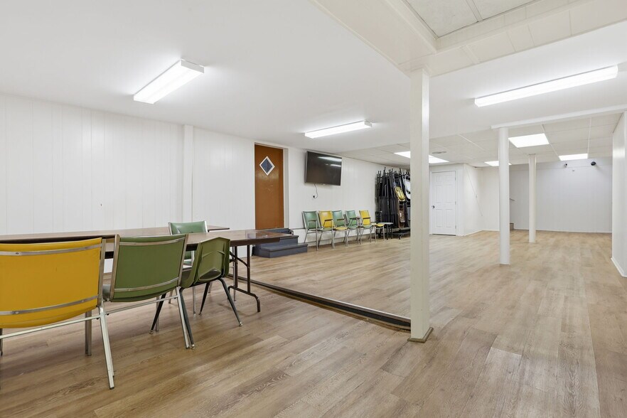 More Photos Of 768 S Broad St, Lancaster Religious Facility For Sale