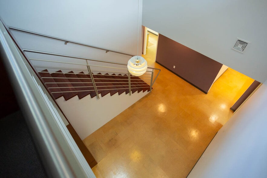 More Photos Of 1140 E Market St, Charlottesville Office For Lease