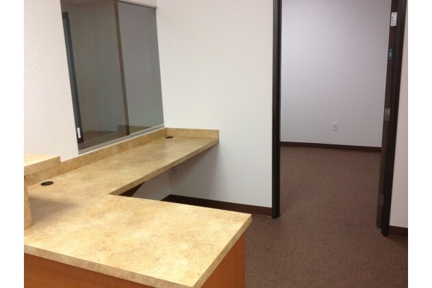 More Photos Of 2585 Miracle Mile, Bullhead City Medical For Sale