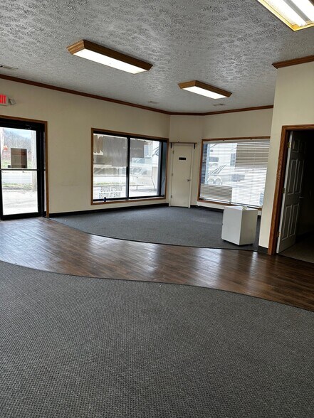 More Photos Of 25935 State Route 7, Marietta Loft Creative Space For Lease