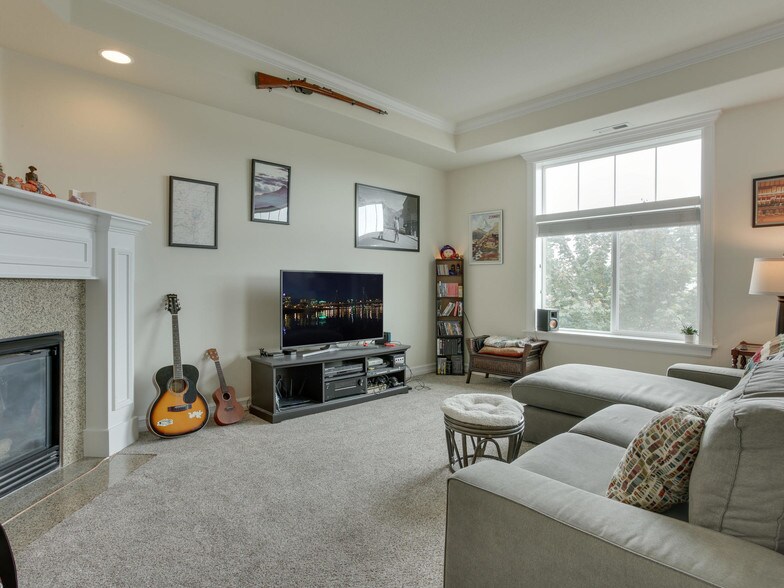 More Photos Of 1647 NE Market Dr, Fairview Apartments For Sale