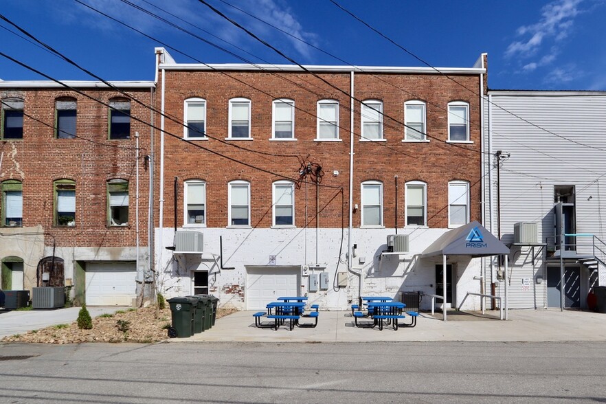 More Photos Of 119 W Main St, Elkin Storefront Retail Office For Sale