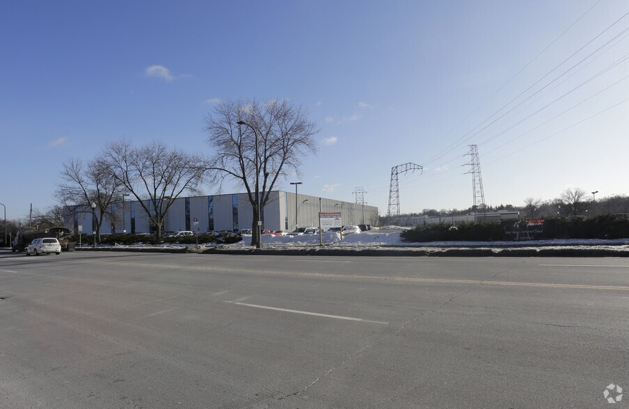 More Photos Of E 46th St, Minneapolis Freestanding For Lease