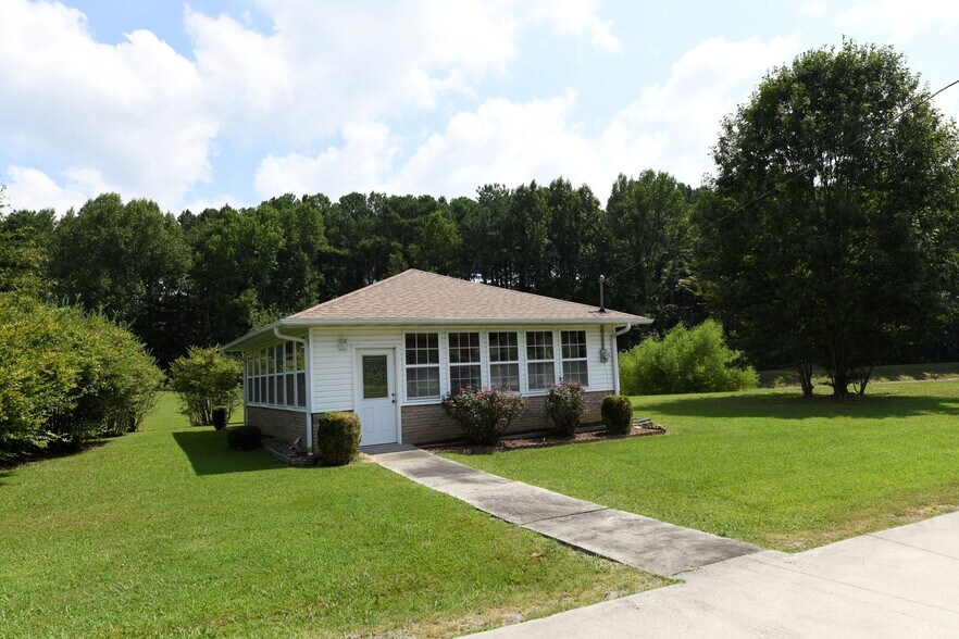 More Photos Of 3226 Cathedral Caverns Rd, Grant Apartments For Sale