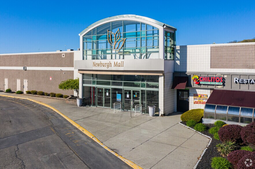 Primary Photo Of 1401 Route 300, Newburgh Unknown For Lease