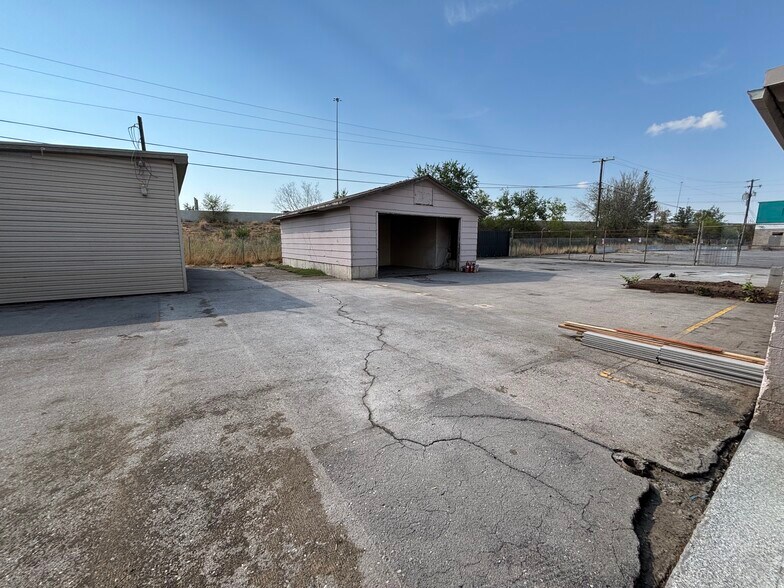 More Photos Of 1366-1370 S 400 W, Salt Lake City Office For Sale